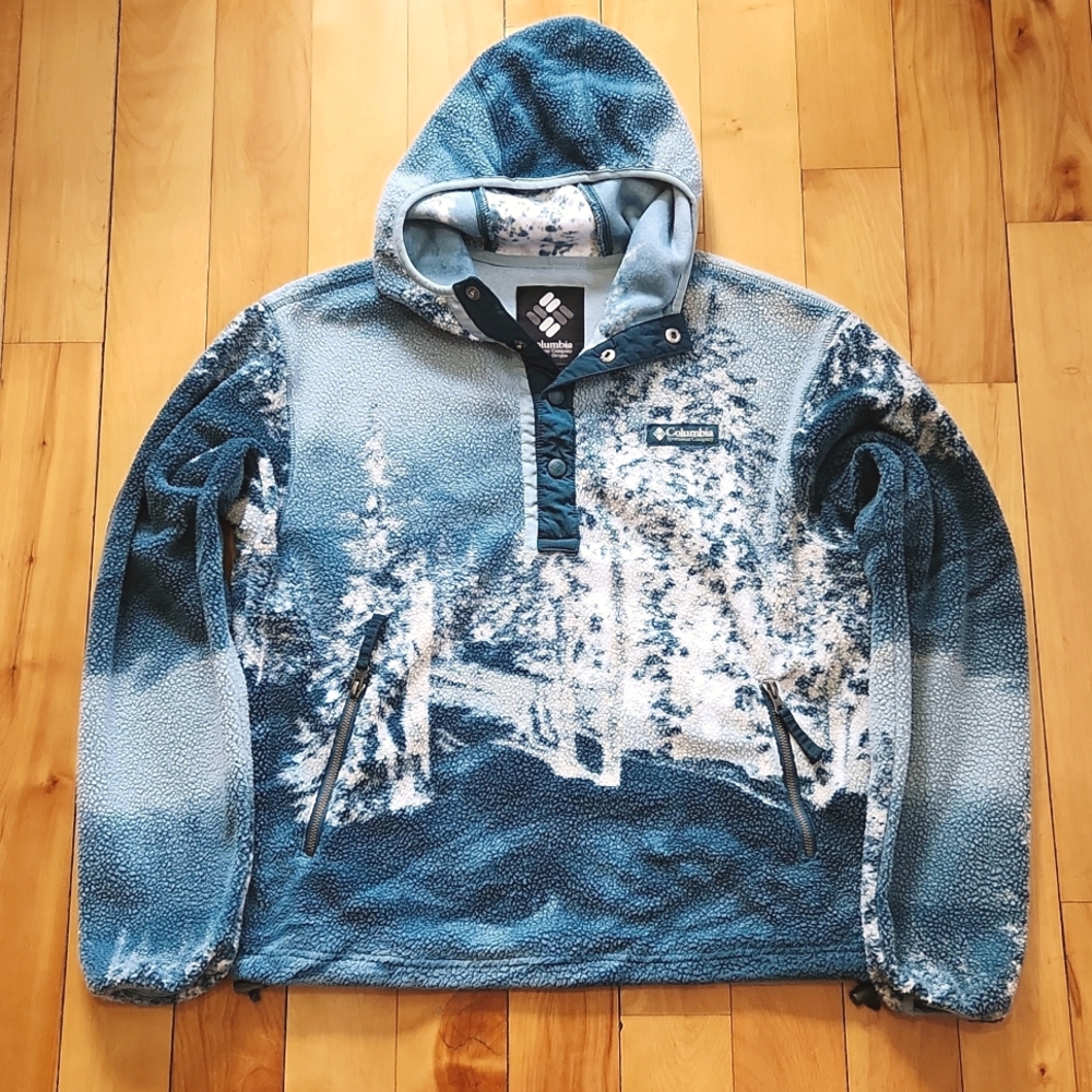 Columbia Blue and White Hooded Fleece Pullover